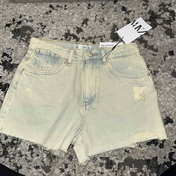 ZARA Kids | Yellow | RIPPED DENIM SHORTS - Picture 6 of 7